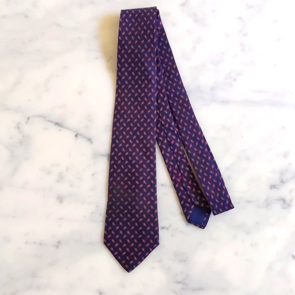 NWOT. Dark Navy Blue and Red Pattern Tie. - Picture 2 of 4